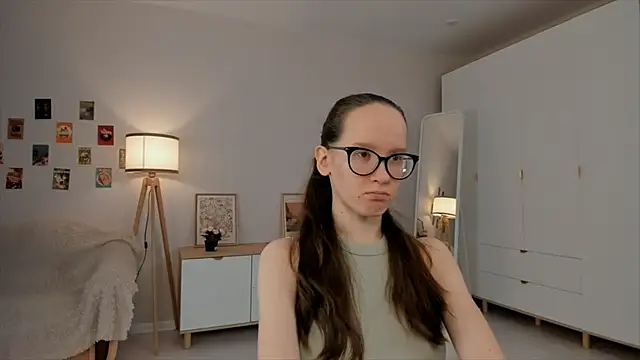 BettyBrowni online show from 03.17.25