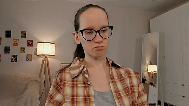 BettyBrowni online show from 03.20.25