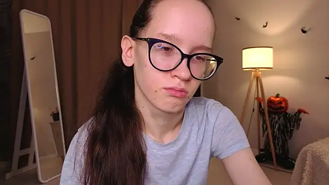 BettyBrowni online show from 12.03.25