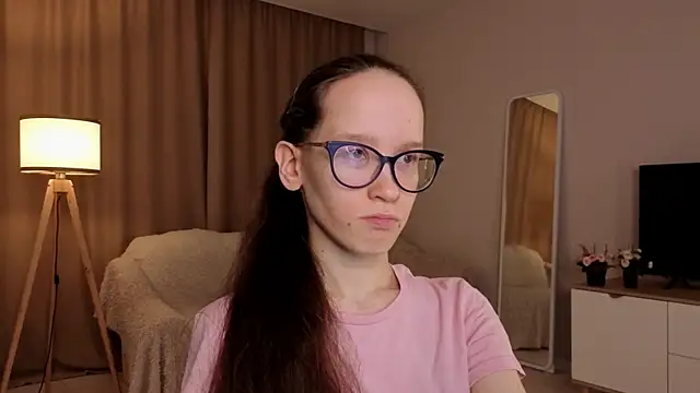 BettyBrowni online show from 04.19.26