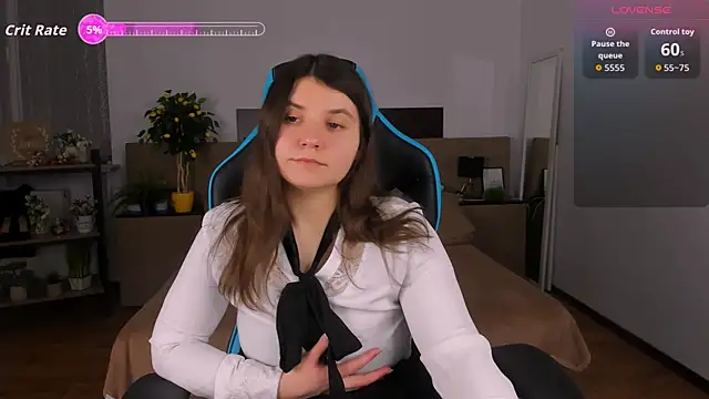 Viola  Shy online show from 12.18.25