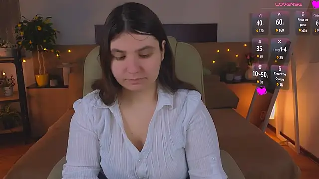 Viola  Shy online show from 04.10.26