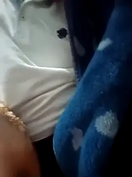 Snapshot of fullyhardy chatting on 12.24.24 fullyhardy online show from 12.24.24