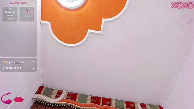 EmmyCruzZ online show from 02.22.25