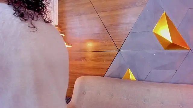 Snapshot of sarah_banks1 chatting on 01.06.25 sarah banks1 online show from 01.06.25