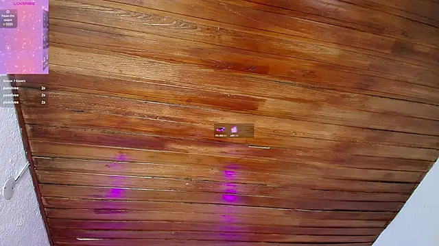 Snapshot of sarah_banks1 chatting on 03.07.25 sarah banks1 online show from 03.07.25