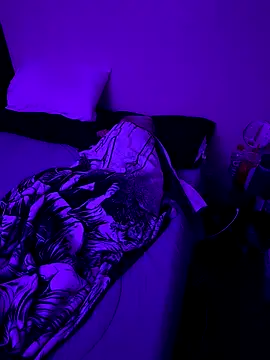 Snapshot of bdsm4u chatting on 12.16.25 bdsm4u online show from 12.16.25