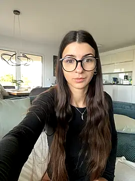 Wildberry  online show from 10.28.25