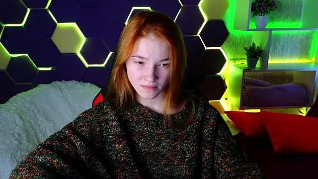 Snapshot of erikabrian chatting on 12.17.24 erikabrian online show from 12.17.24