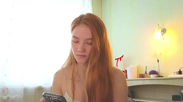 Snapshot of erikabrian chatting on 01.11.25 erikabrian online show from 01.11.25