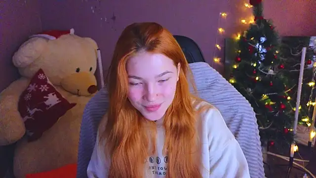 Snapshot of erikabrian chatting on 12.01.25 erikabrian online show from 12.01.25