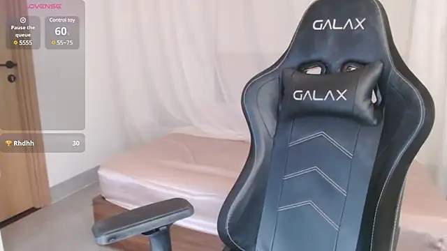 Lin SiYee online show from 03.06.25