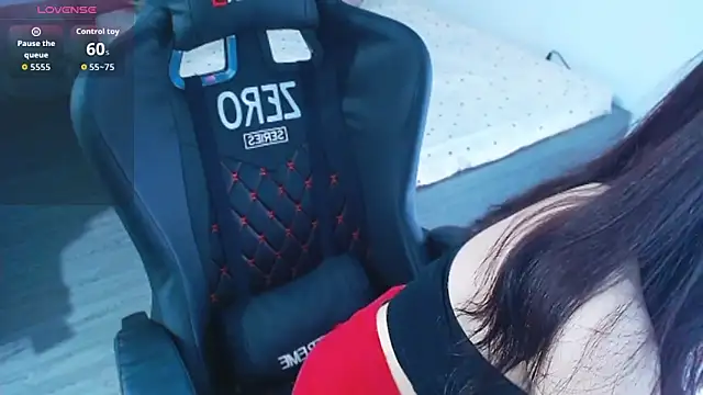 Lin SiYee online show from 03.05.26