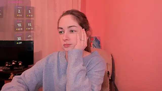 cClandesTina online show from 02.17.25