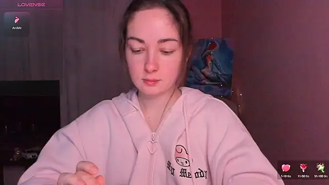 cClandesTina online show from 02.28.25