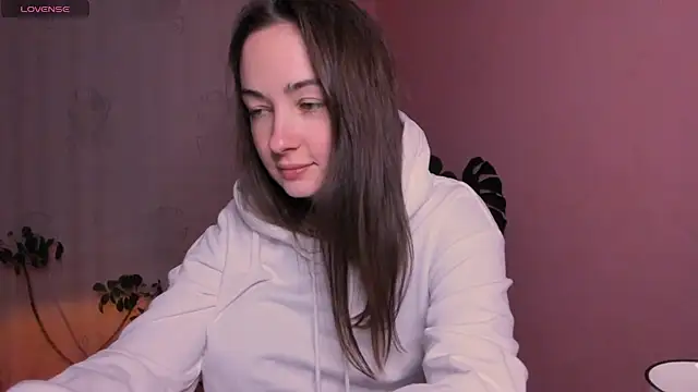 cClandesTina online show from 03.18.25