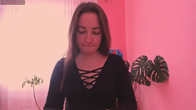 cClandesTina online show from 03.19.25