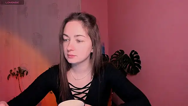 cClandesTina online show from 03.19.25