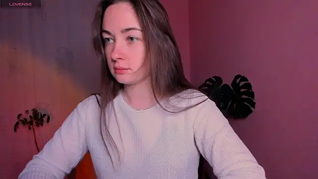 cClandesTina online show from 03.20.25