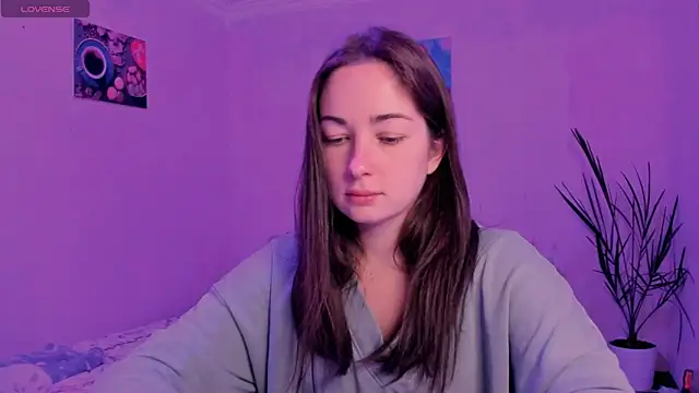 cClandesTina online show from 10.10.25