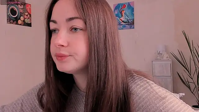 cClandesTina online show from 10.16.25