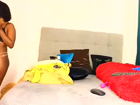 Snapshot of Sexxy_mariana chatting on 09.19.25 Sexxy mariana online show from 09.19.25