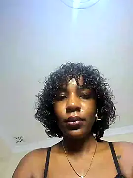 Snapshot of Sexxy_mariana chatting on 11.06.25 Sexxy mariana online show from 11.06.25