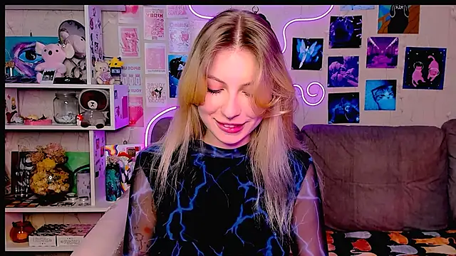 Maria Hunt online show from 12.11.24