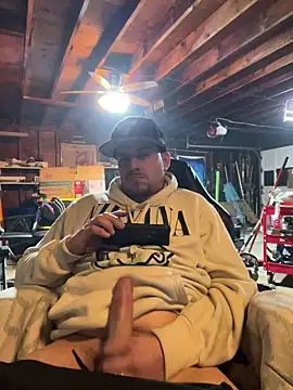 Snapshot of joeycbigcock chatting on 12.29.24 joeycbigcock online show from 12.29.24