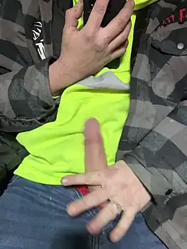 Snapshot of joeycbigcock chatting on 01.16.25 joeycbigcock online show from 01.16.25