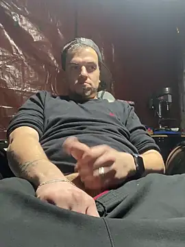 Snapshot of joeycbigcock chatting on 02.27.25 joeycbigcock online show from 02.27.25