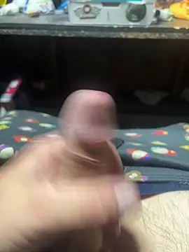 Snapshot of joeycbigcock chatting on 10.07.25 joeycbigcock online show from 10.07.25