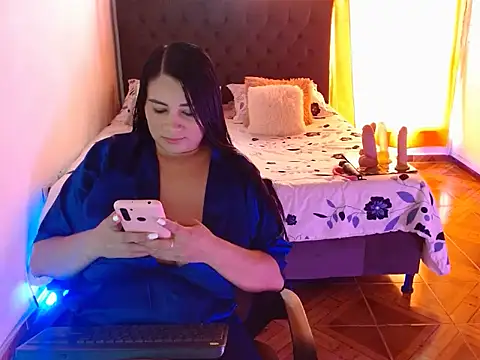 Snapshot of Kerly_Lopez chatting on 07.03.26 Kerly Lopez online show from 07.03.26
