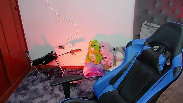 tay ler3 online show from 12.09.24