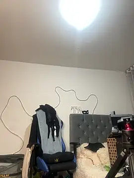 tay ler3 online show from 01.04.25