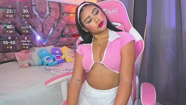 Mia coxx1 online show from 01.13.25