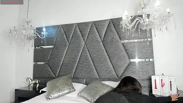 IsabellaGrey19 online show from 09.24.25