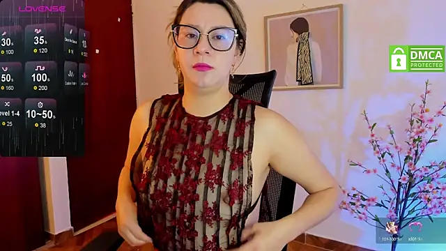 Chanelll Taylorr  online show from 02.04.25