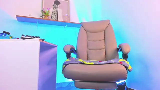 Chanelll Taylorr  online show from 01.11.26