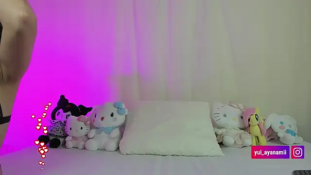 yui ayanami online show from 11.21.25