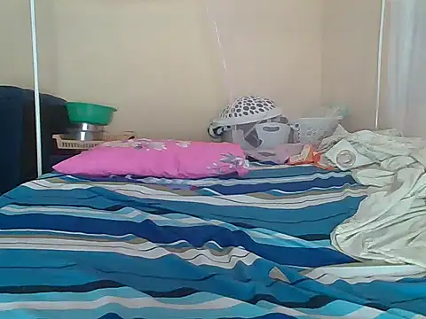 awino001 online show from 09.10.25