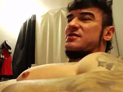 Snapshot of ballardbret chatting on 01.08.25 ballardbret online show from 01.08.25