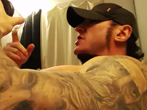 Snapshot of ballardbret chatting on 01.14.25 ballardbret online show from 01.14.25