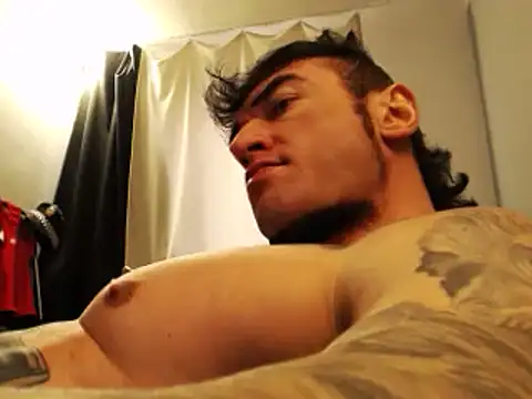 Snapshot of ballardbret chatting on 02.11.25 ballardbret online show from 02.11.25