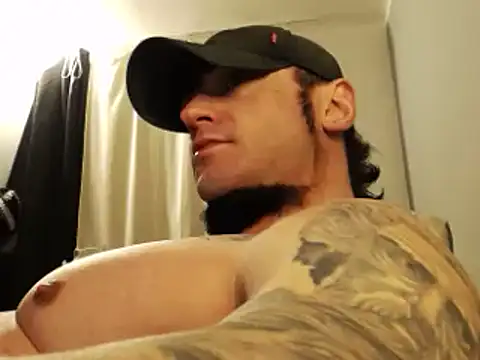 Snapshot of ballardbret chatting on 02.16.25 ballardbret online show from 02.16.25