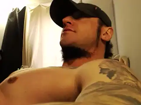 Snapshot of ballardbret chatting on 02.20.25 ballardbret online show from 02.20.25