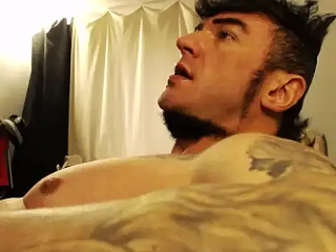 Snapshot of ballardbret chatting on 03.02.25 ballardbret online show from 03.02.25