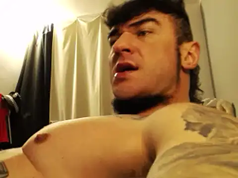 Snapshot of ballardbret chatting on 03.03.25 ballardbret online show from 03.03.25