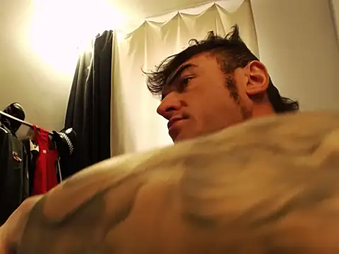 Snapshot of ballardbret chatting on 03.21.25 ballardbret online show from 03.21.25