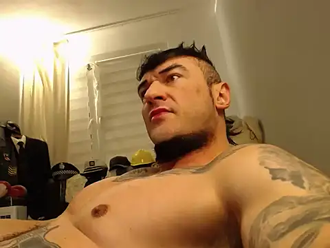 Snapshot of ballardbret chatting on 11.06.25 ballardbret online show from 11.06.25